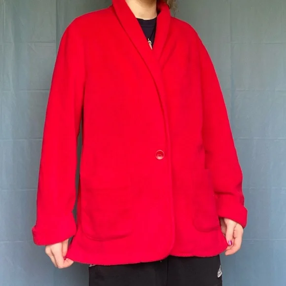 Adorable Retro Joanna Red Medium Petite Soft Fleece Button Jacket With Pockets - Picture 8 of 10